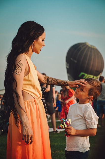 使得他们成 使得他们成